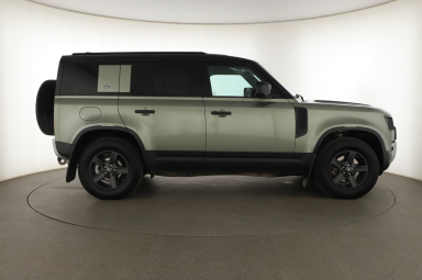 Land Rover Defender - 2021