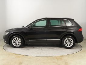 Volkswagen Tiguan - 2019
