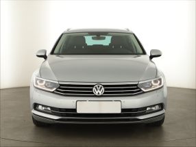 Volkswagen Passat - 2015