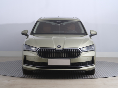 Škoda Superb - 2024