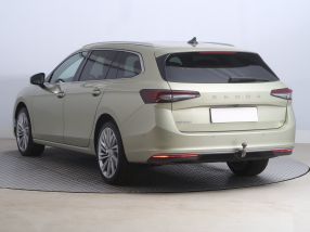 Škoda Superb - 2024