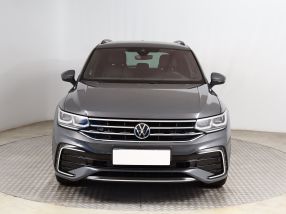 Volkswagen Tiguan - 2021
