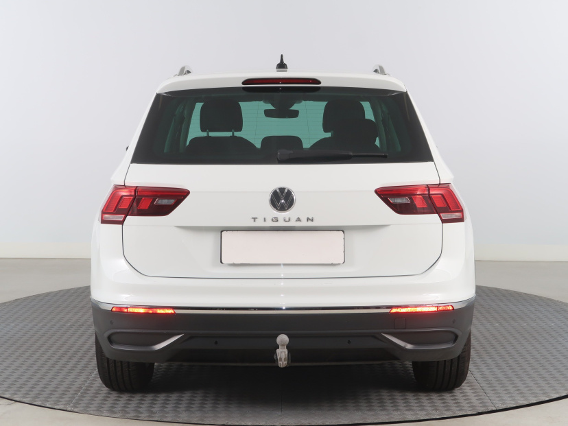 Volkswagen Tiguan, 2020