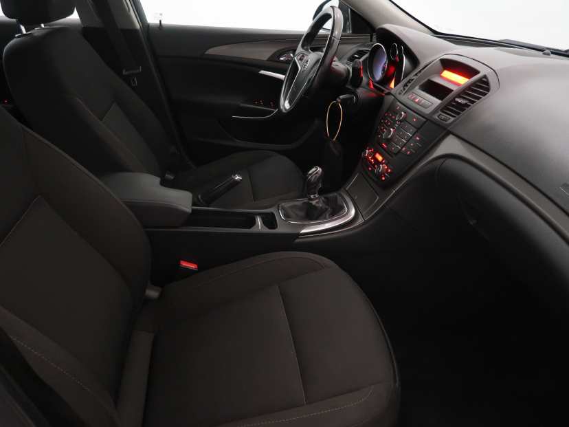 Opel Insignia, 2009