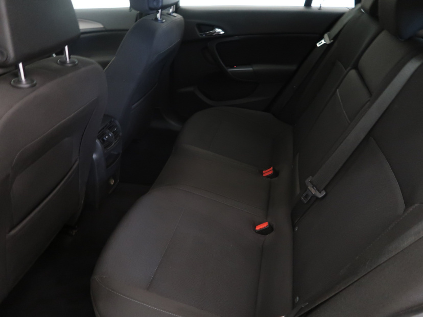Opel Insignia, 2009
