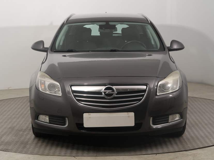 Opel Insignia, 2009