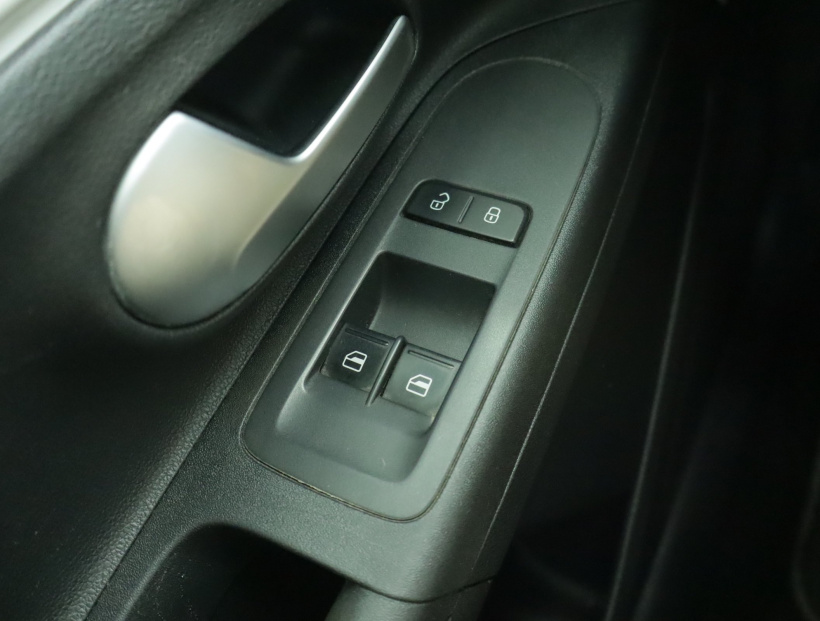 Volkswagen e-up!, 2020
