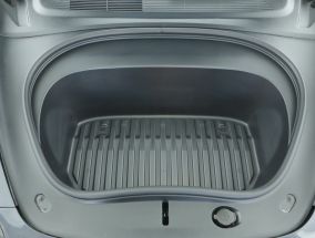 Tesla Model 3 - 2025