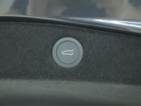 Tesla Model 3 - 2025