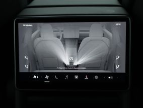 Tesla Model 3 - 2025