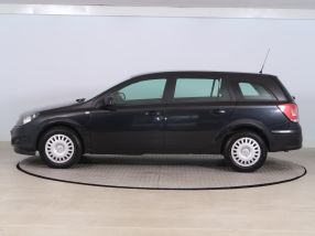 Opel Astra - 2012