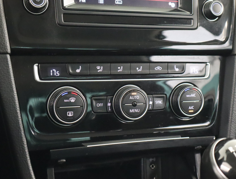 Volkswagen Golf, 2015