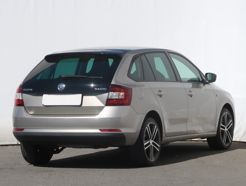 Škoda Rapid Spaceback, 2014