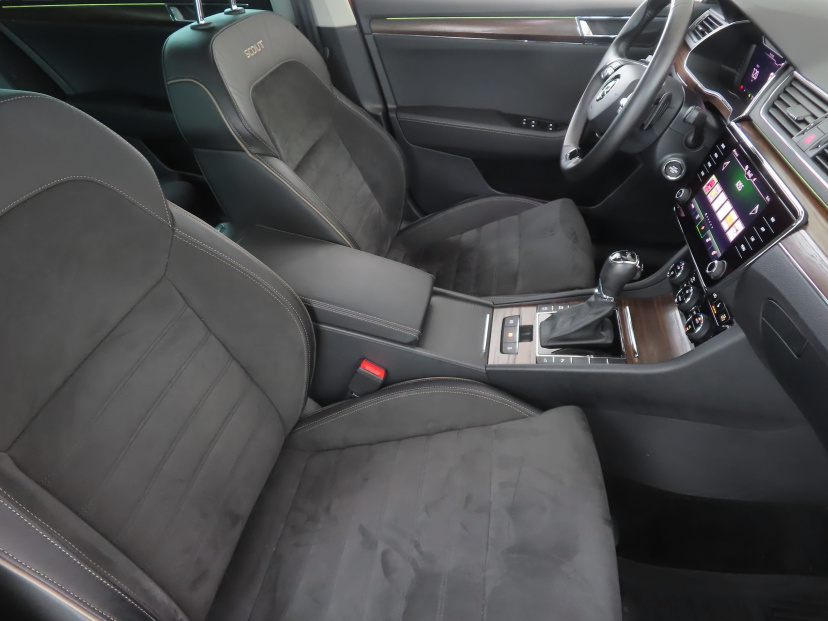 Škoda Superb, 2021