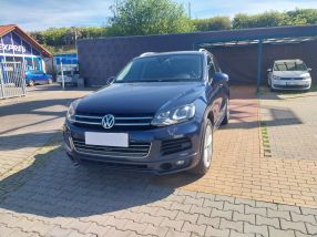 Volkswagen Touareg - 2013