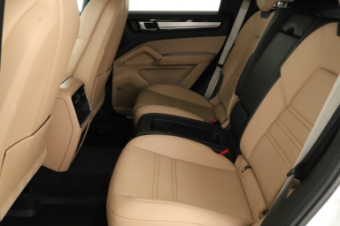 Porsche Cayenne - 2022