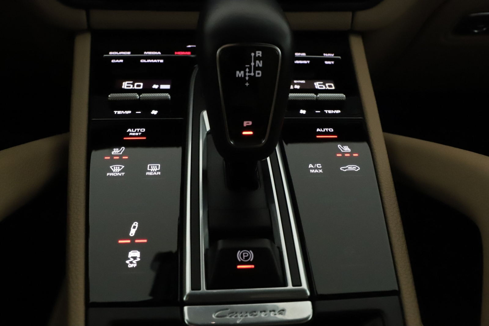Porsche Cayenne - 2022