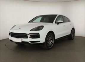 Porsche Cayenne - 2022