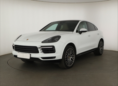 Porsche Cayenne - 2022