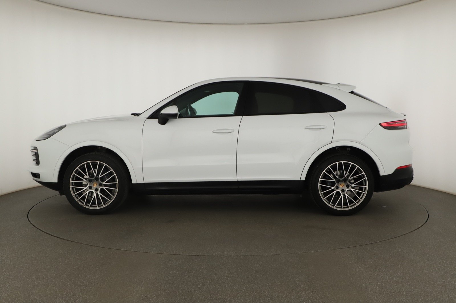 Porsche Cayenne - 2022