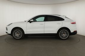 Porsche Cayenne - 2022