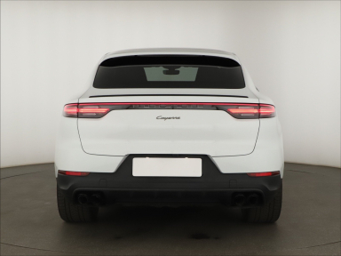 Porsche Cayenne - 2022