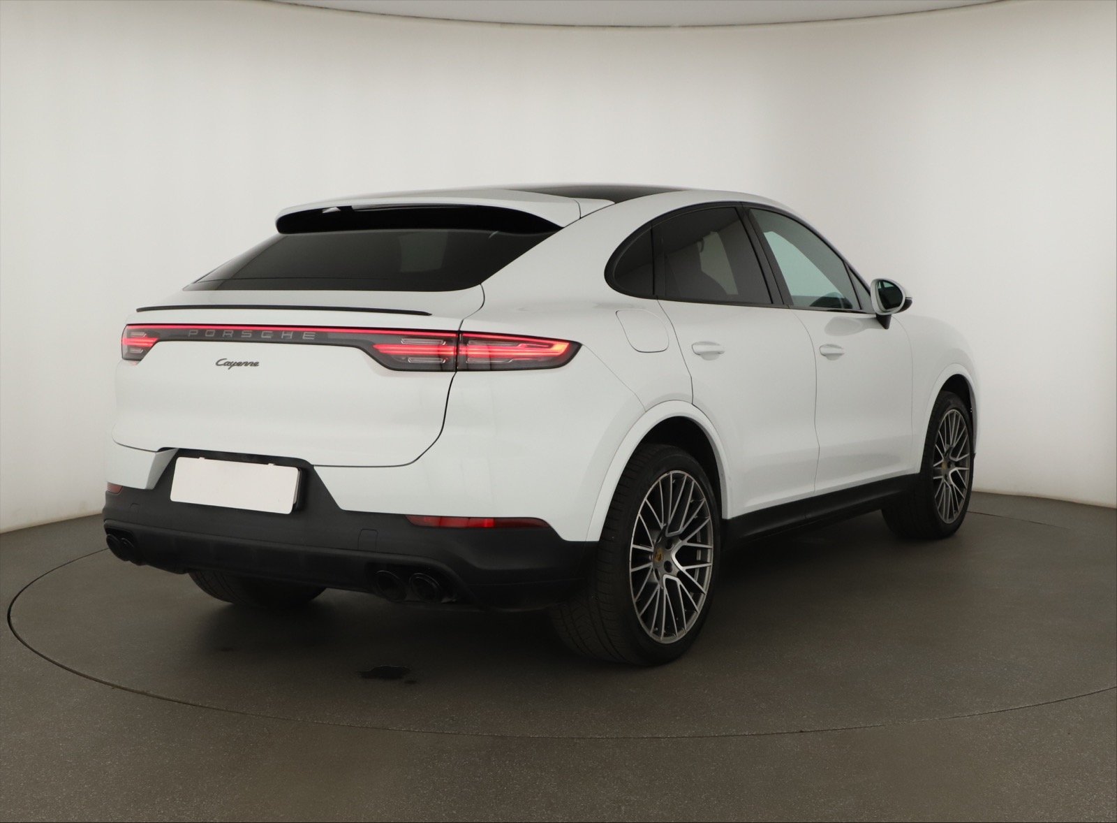 Porsche Cayenne - 2022