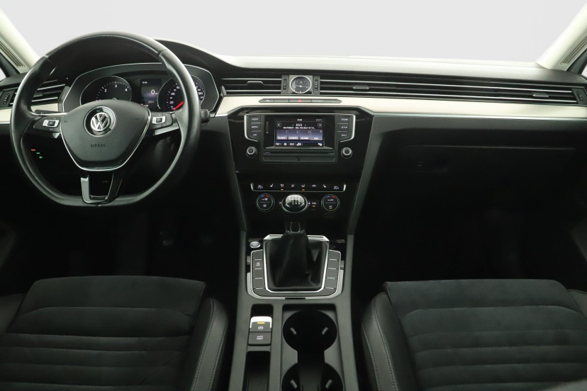 Volkswagen Passat, 2017