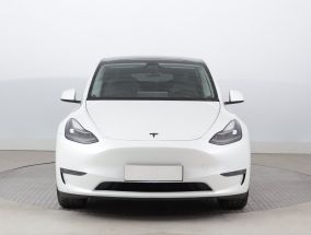 Tesla Model Y - 2023