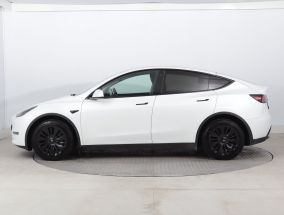 Tesla Model Y - 2023