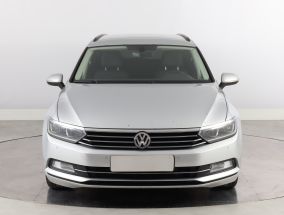 Volkswagen Passat - 2015
