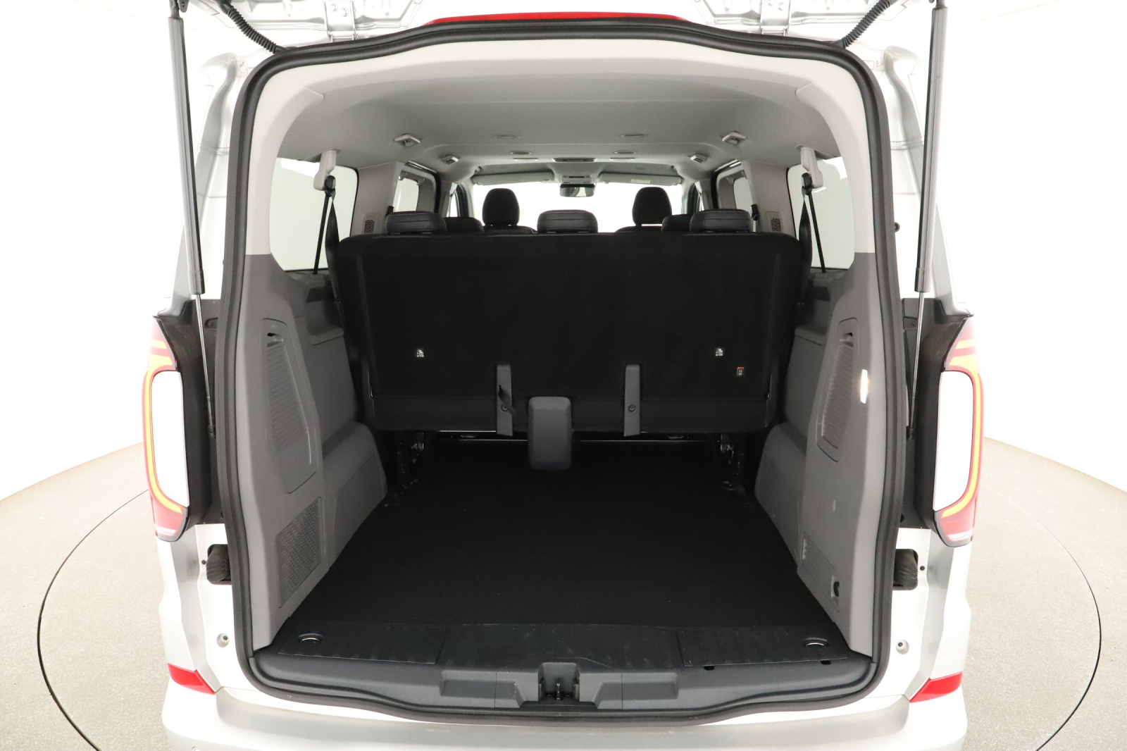 Volkswagen Caravelle - 2025