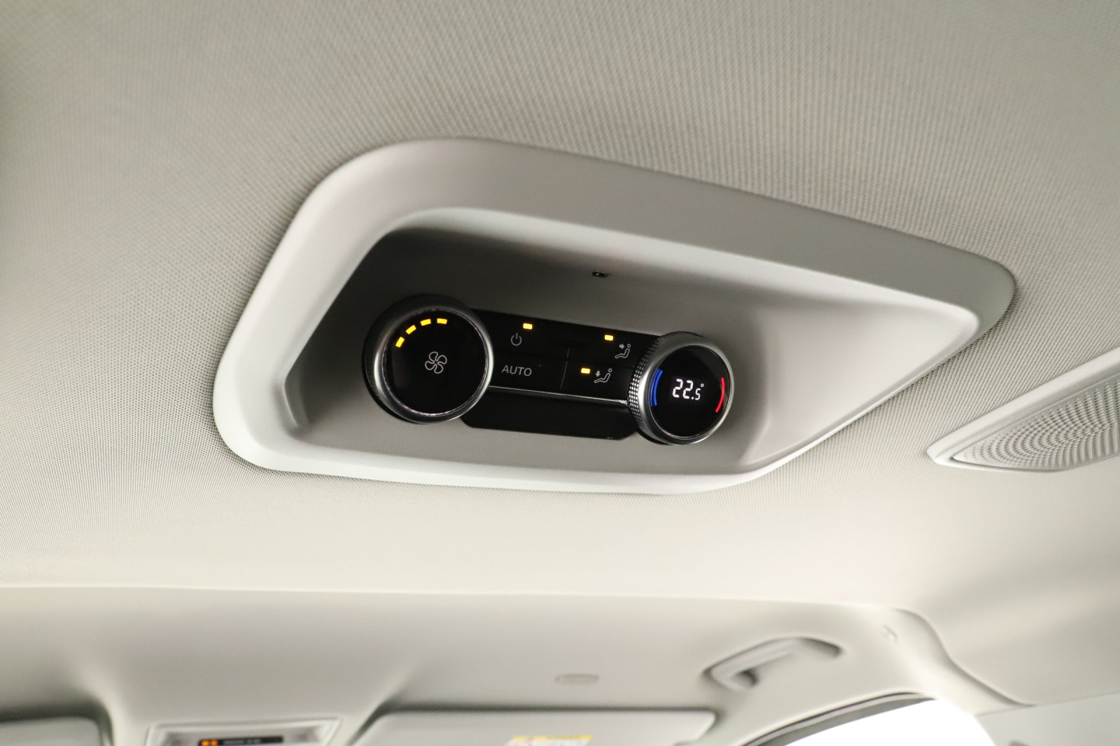 Volkswagen Caravelle - 2025