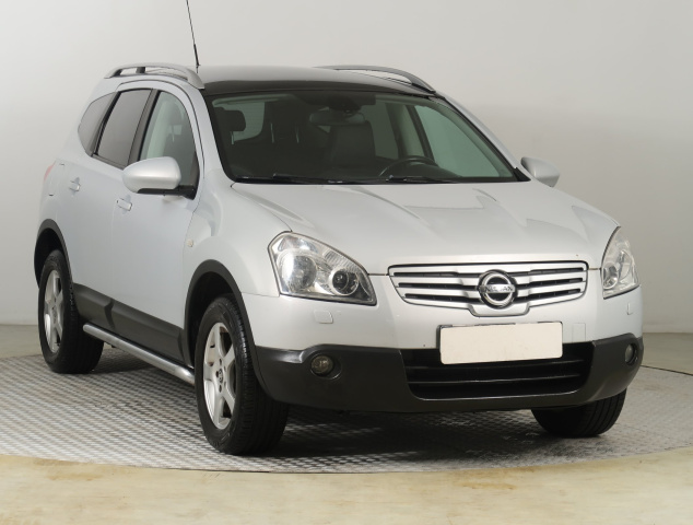 Nissan Qashqai+2 2009