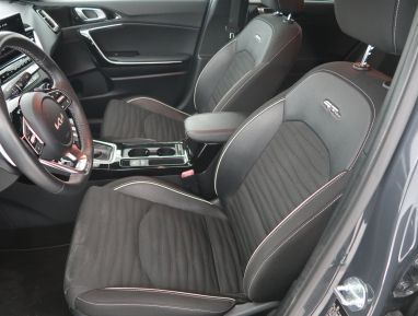 Kia ProCeed - 2025