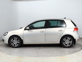 Volkswagen Golf - 2010