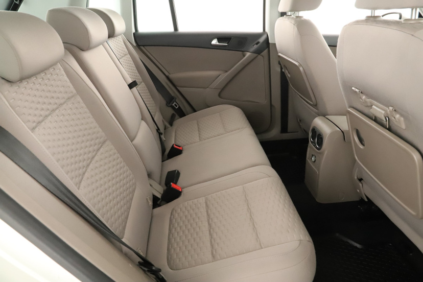 Volkswagen Tiguan, 2010