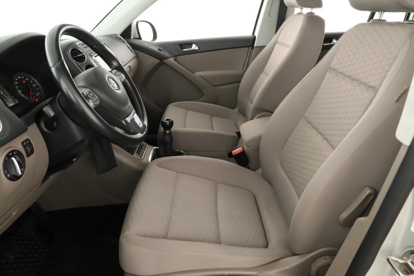 Volkswagen Tiguan, 2010