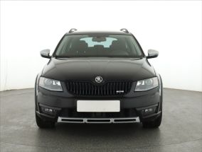 Škoda Octavia Scout - 2015