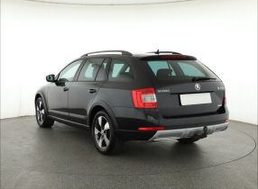 Škoda Octavia Scout - 2015
