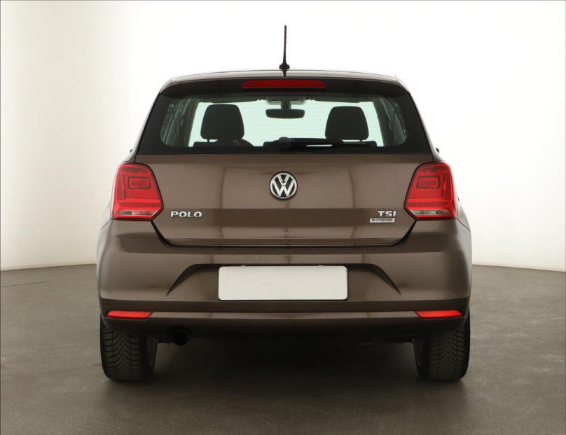 Volkswagen Polo, 2015