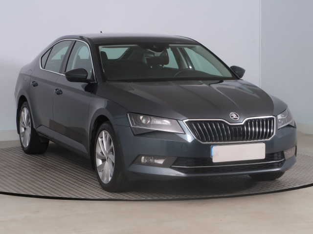 Škoda Superb 2018