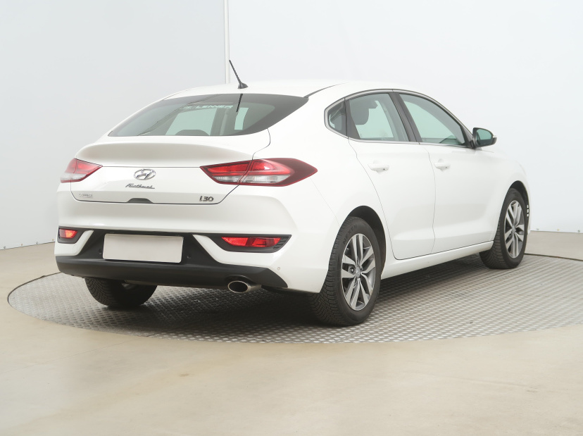 Hyundai i30 Fastback, 2018