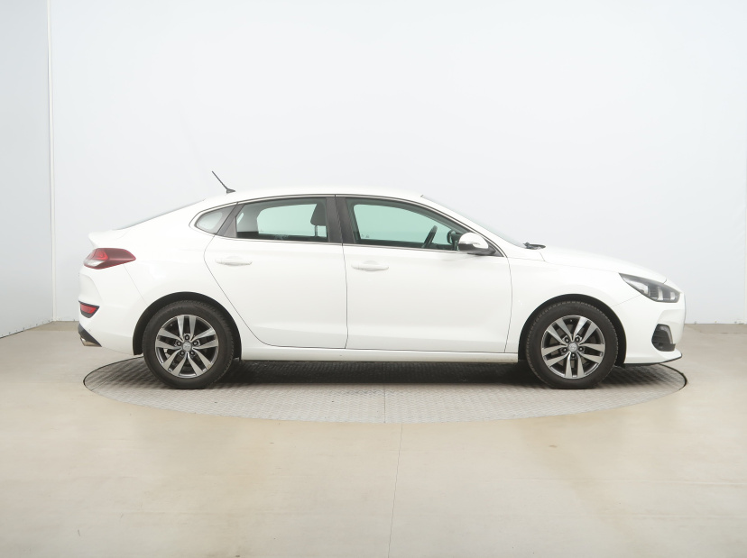 Hyundai i30 Fastback, 2018