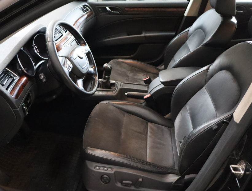 Škoda Superb, 2010