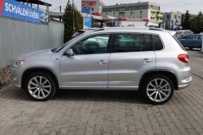 Volkswagen Tiguan - 2011