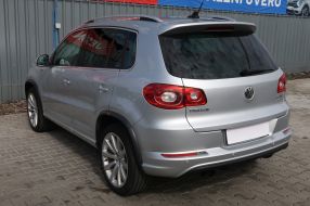 Volkswagen Tiguan - 2011