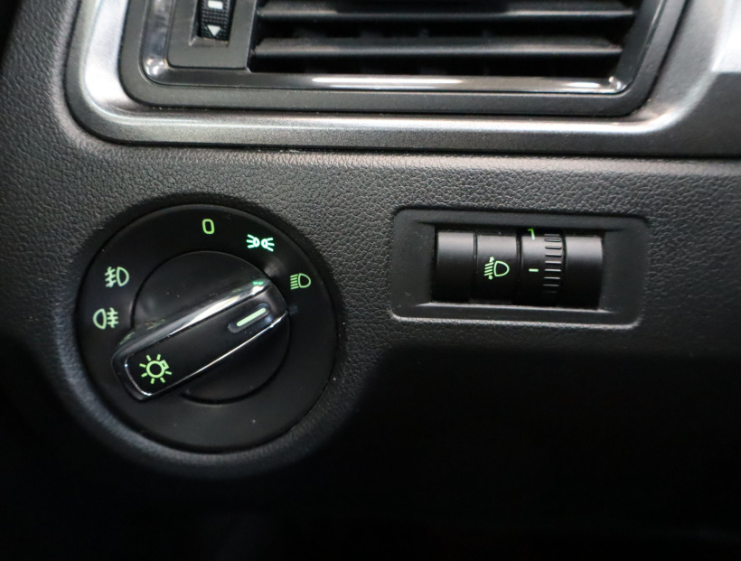 Škoda Rapid Spaceback, 2015