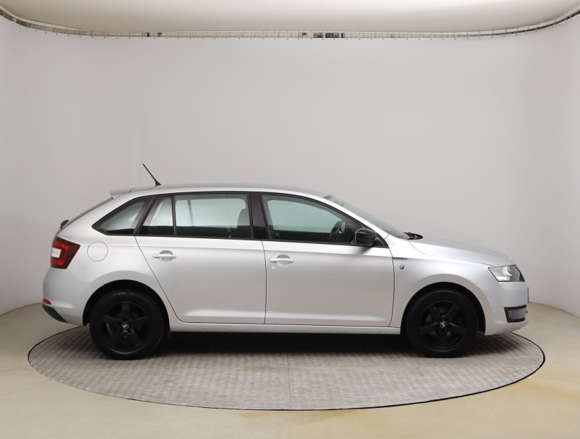 Škoda Rapid Spaceback, 2015