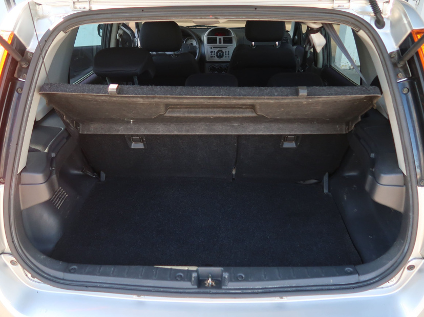 Suzuki Ignis, 2005